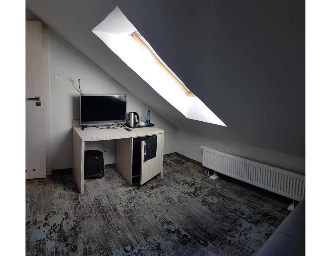 Willa Nest Unieście Buitenkant foto