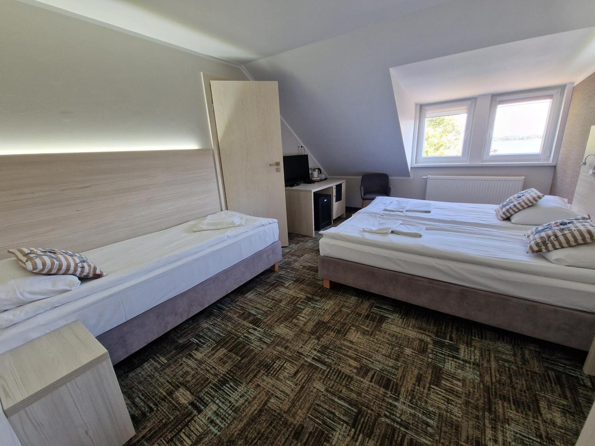Willa Nest Unieście Buitenkant foto
