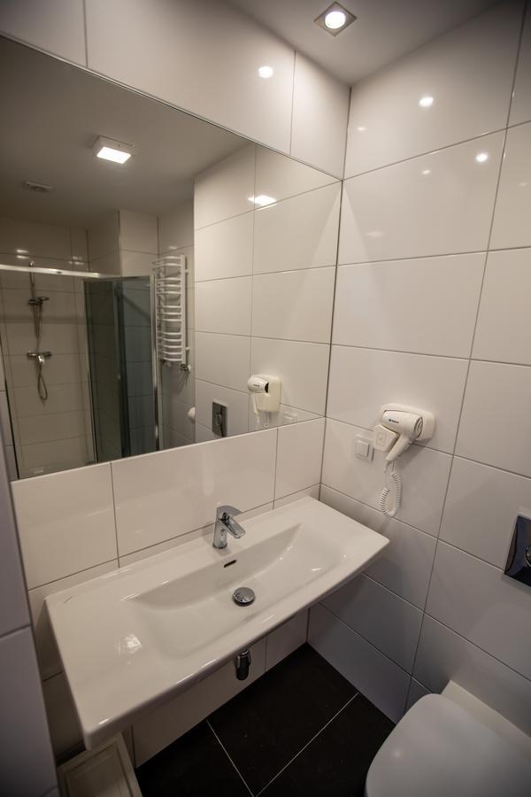 Willa Nest Unieście Buitenkant foto